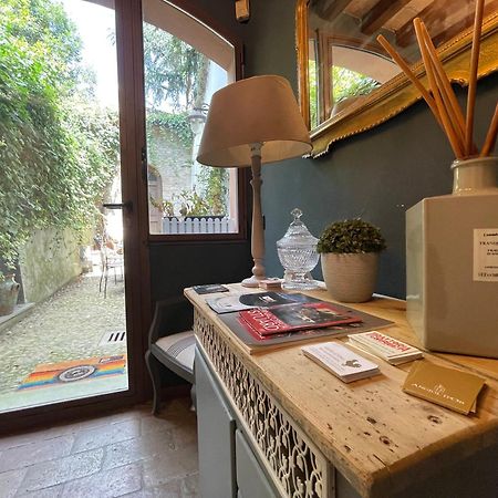 Le Camere Di Bsuites Affittacamere パルマ エクステリア 写真