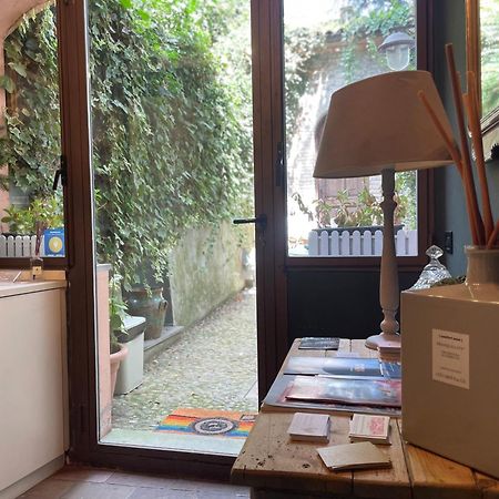 Le Camere Di Bsuites Affittacamere パルマ エクステリア 写真
