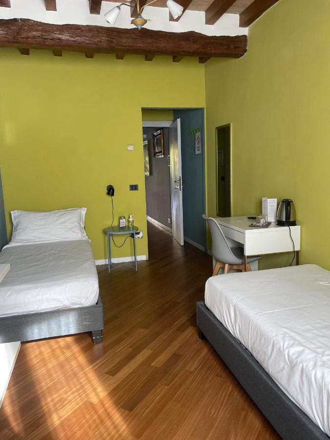 Le Camere Di Bsuites Affittacamere パルマ エクステリア 写真