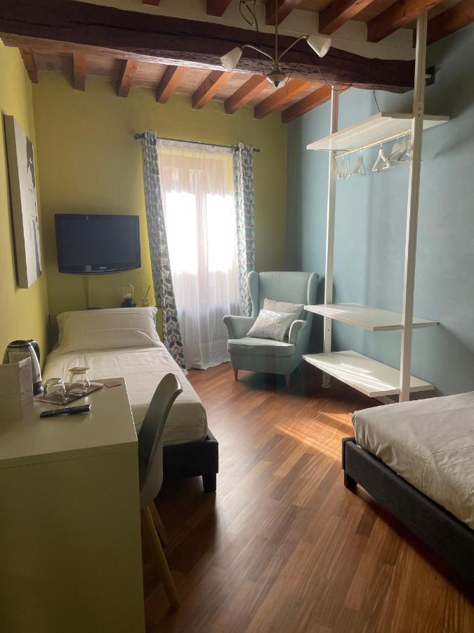 Le Camere Di Bsuites Affittacamere パルマ エクステリア 写真