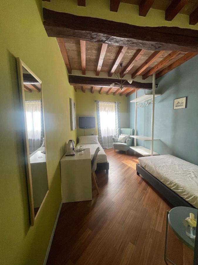 Le Camere Di Bsuites Affittacamere パルマ エクステリア 写真