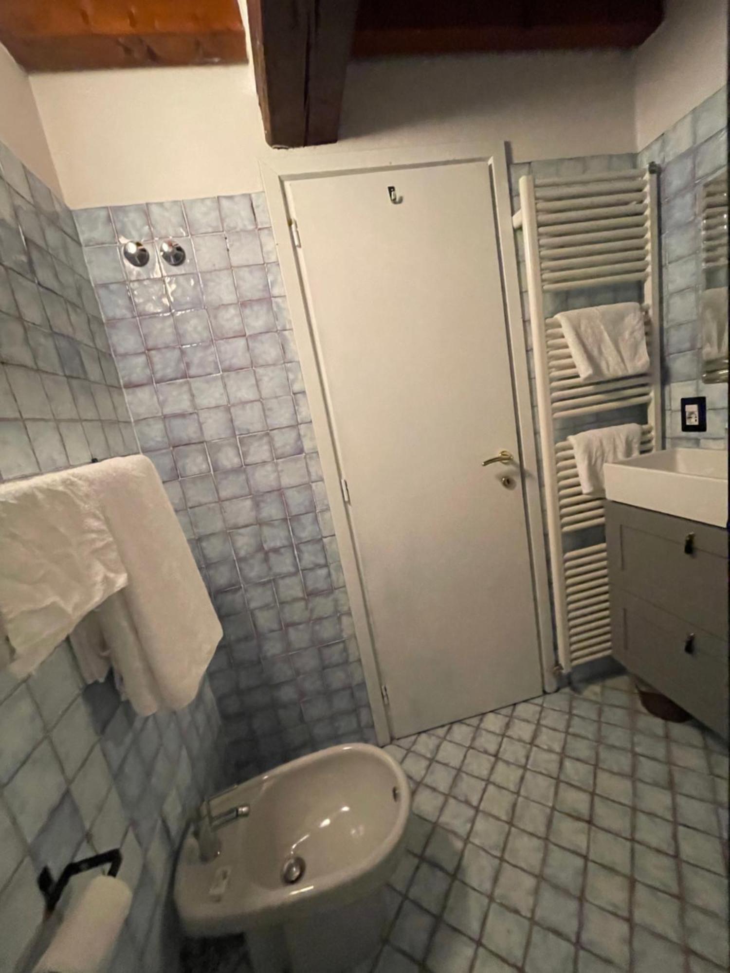 Le Camere Di Bsuites Affittacamere パルマ 部屋 写真